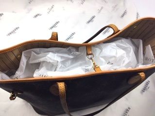 I would love to know where I can repair my old Never Full Louis Vuitton bag.  I went to the LV store in Paris to try to ask them how much…